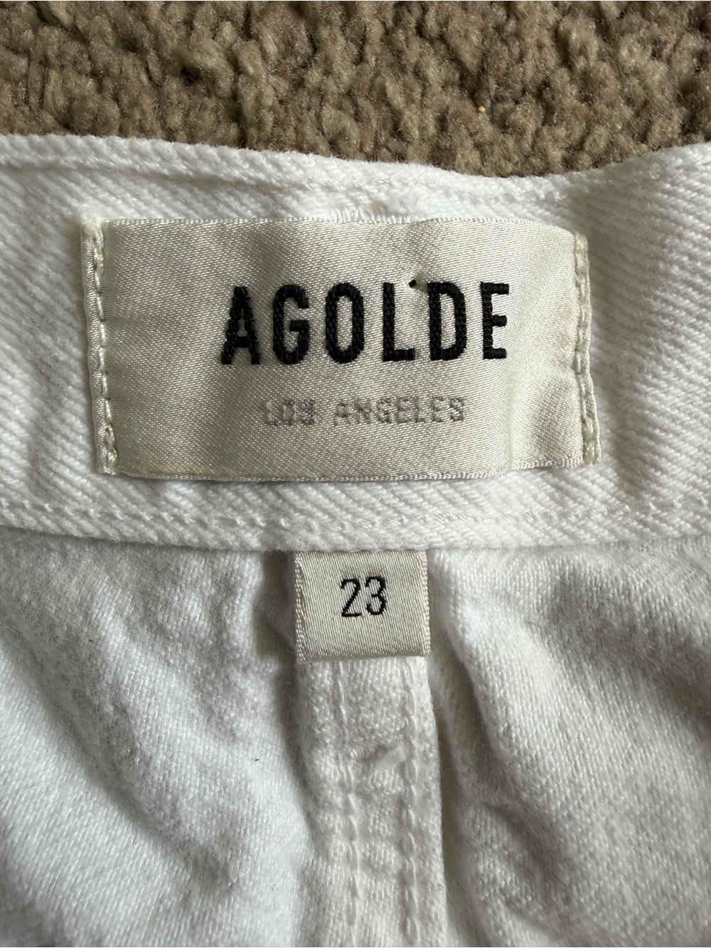 AGOLDE Stella White High-Waist Frayed Hem Women’s Hidden Button Fly Shorts- 23 - Picture 2 of 14